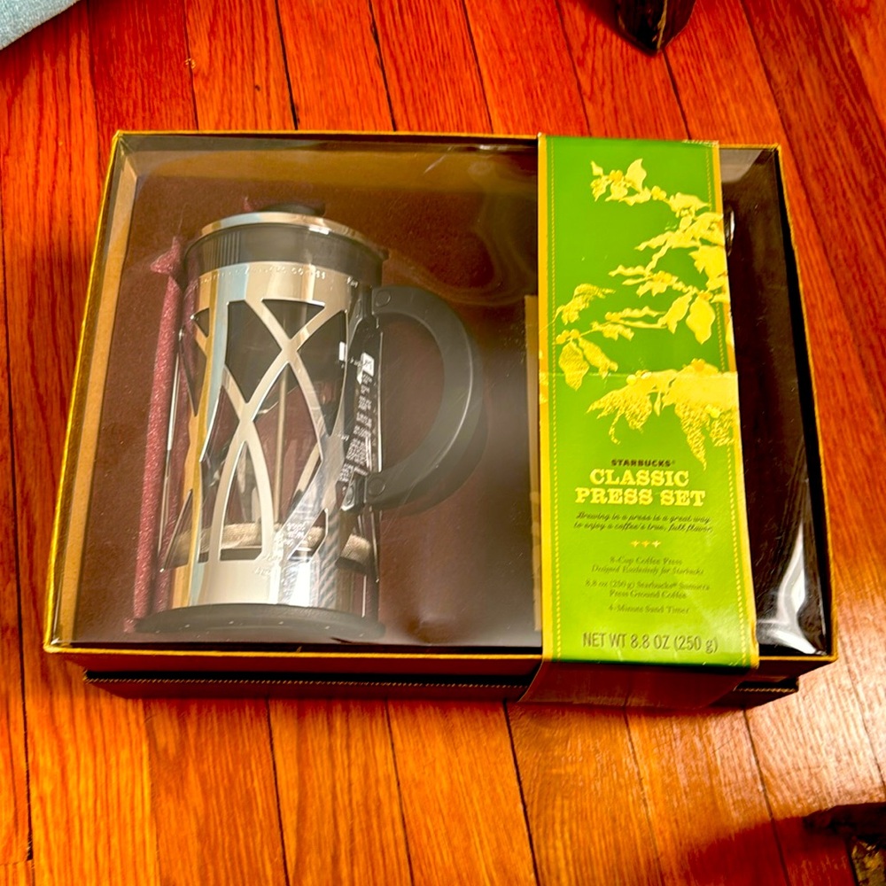 Starbucks Classic Press Set.